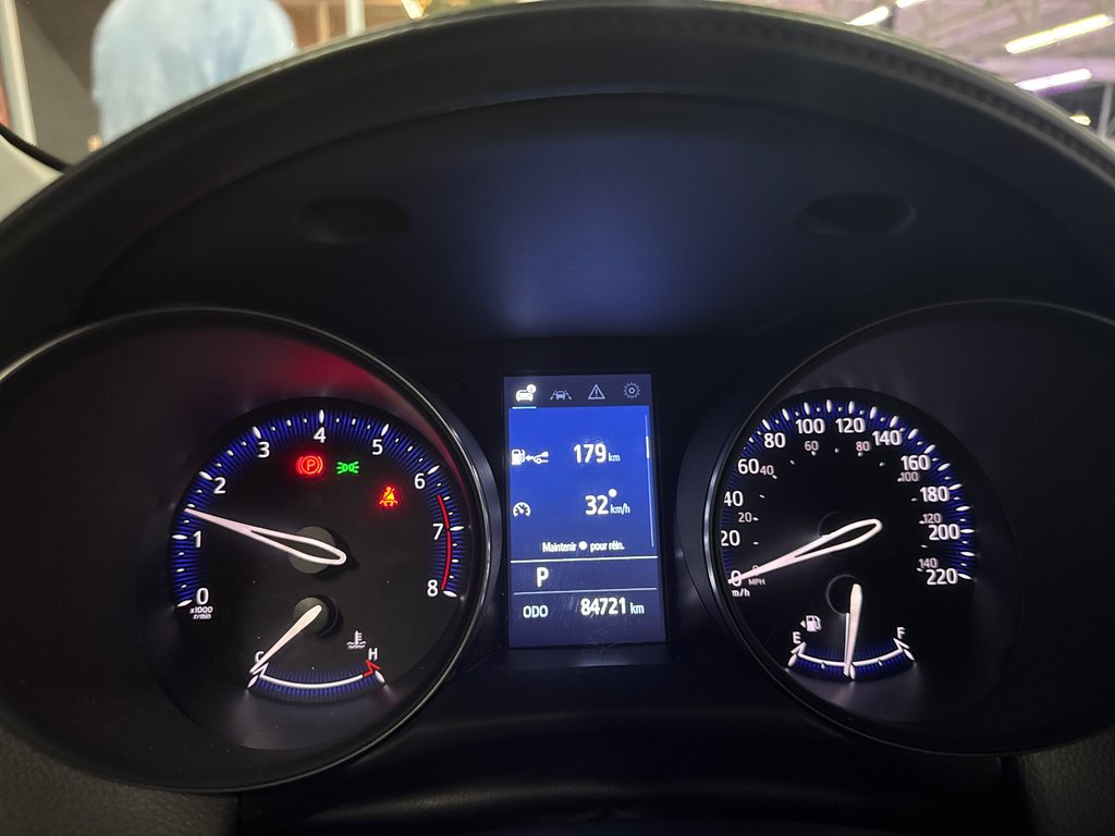 2021 Toyota C-HR LE in Saint-Jean-Sur-Richelieu, Quebec - 15 - w1024h768px