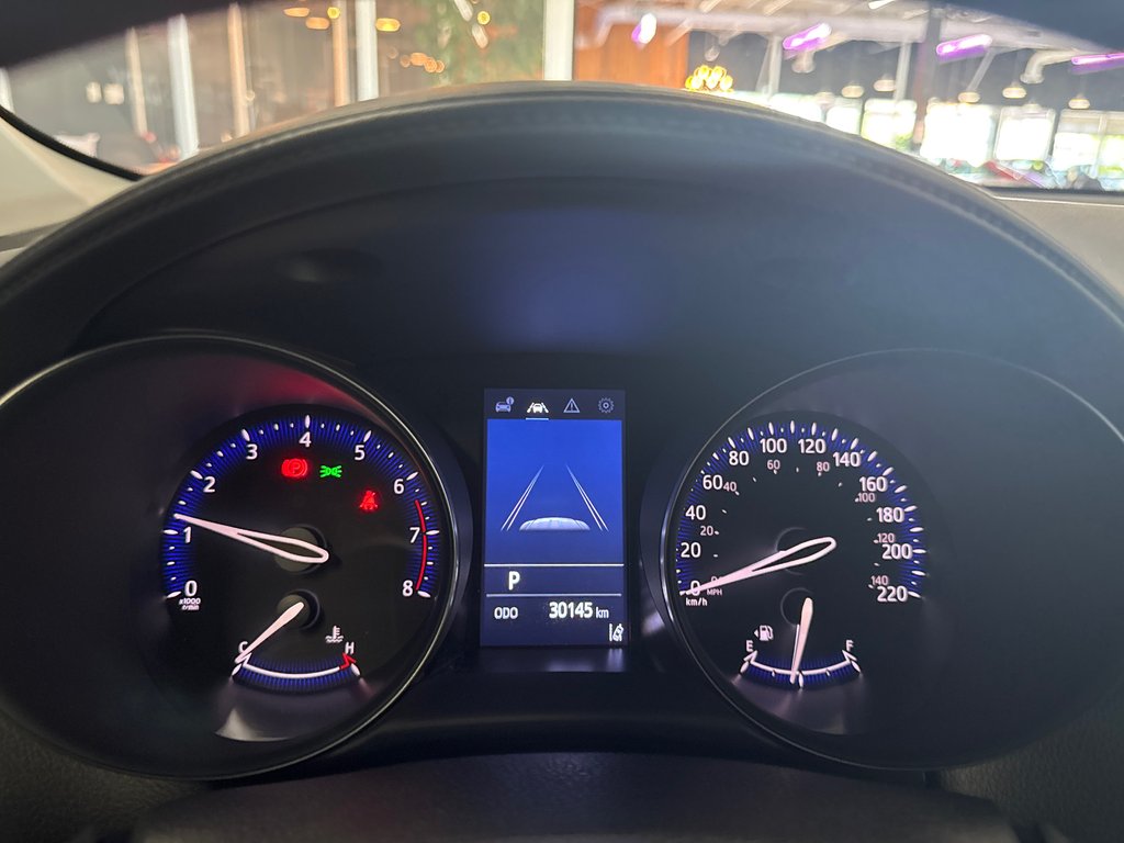 2022 Toyota C-HR LE in Saint-Jean-Sur-Richelieu, Quebec - 16 - w1024h768px
