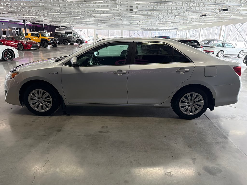 Toyota Camry Hybrid LE 2013 à Saint-Jean-Sur-Richelieu, Québec - 7 - w1024h768px