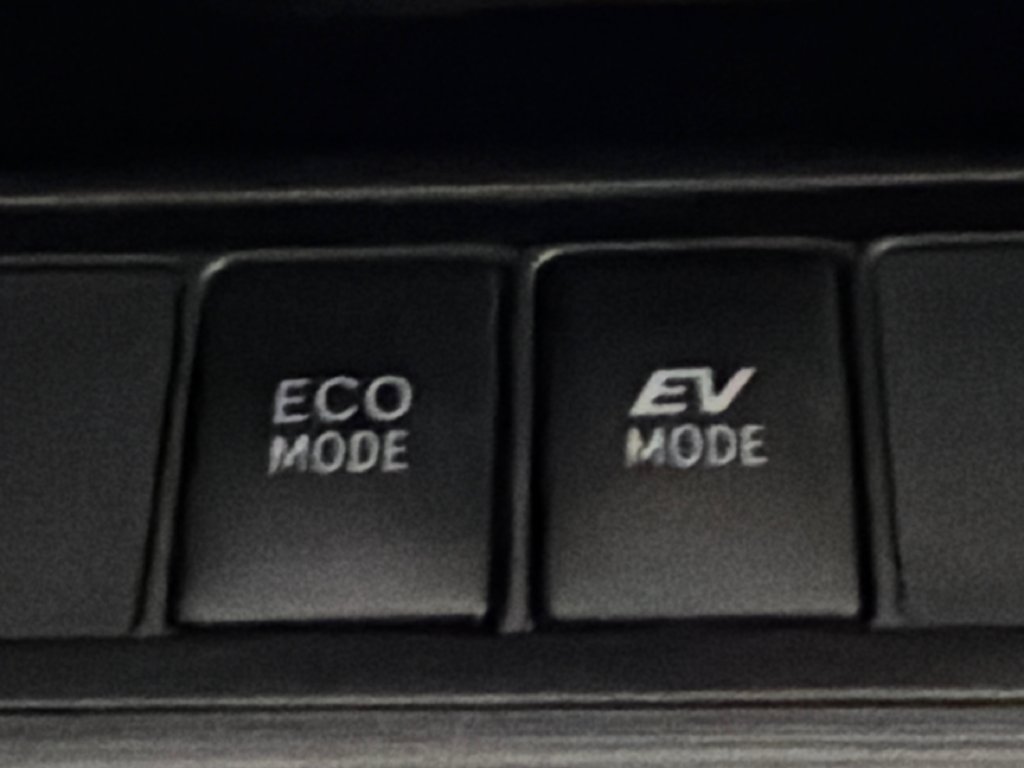 Toyota Camry Hybrid LE 2013 à Saint-Jean-Sur-Richelieu, Québec - 21 - w1024h768px