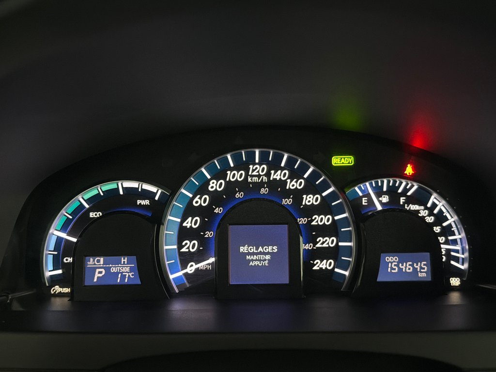 Toyota Camry Hybrid LE 2013 à Saint-Jean-Sur-Richelieu, Québec - 16 - w1024h768px