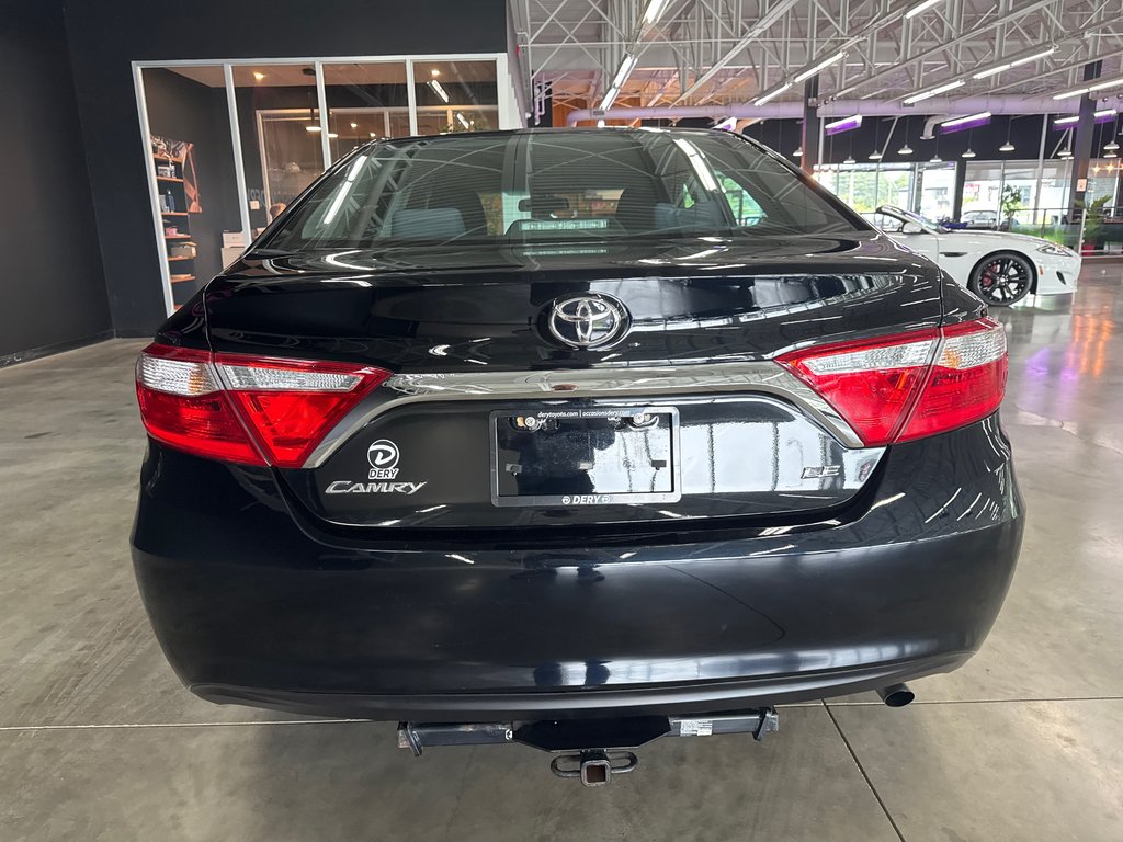 Toyota Camry LE 2016 à Saint-Jean-Sur-Richelieu, Québec - 5 - w1024h768px