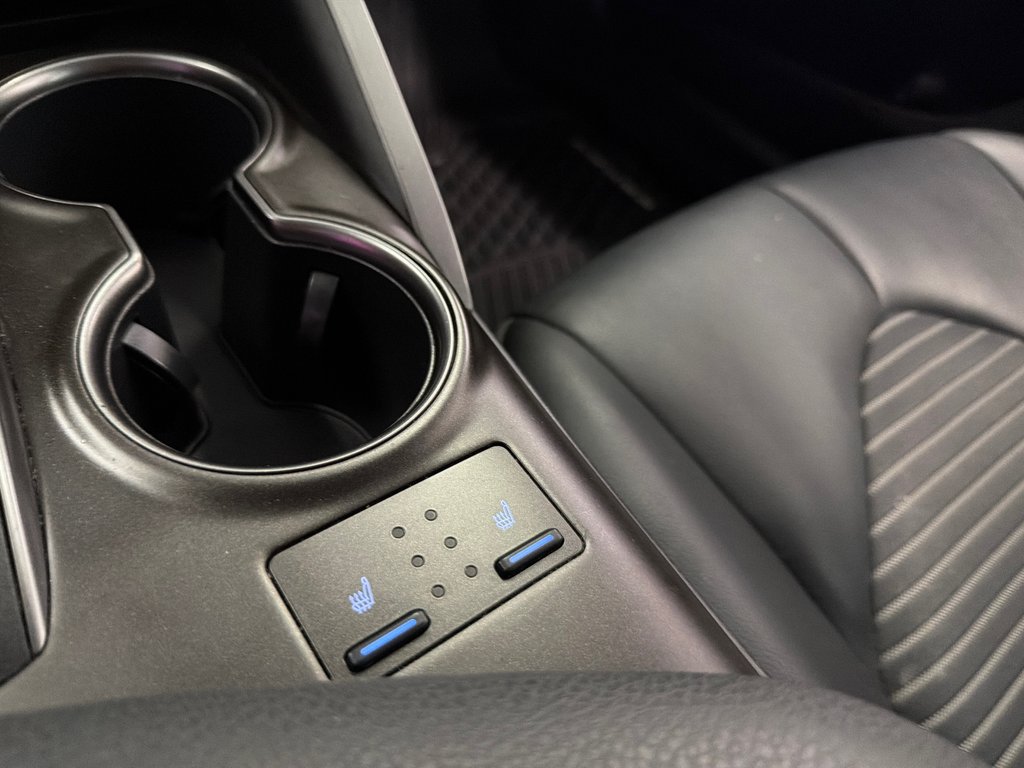 2022 Toyota Camry SE in Saint-Jean-Sur-Richelieu, Quebec - 19 - w1024h768px