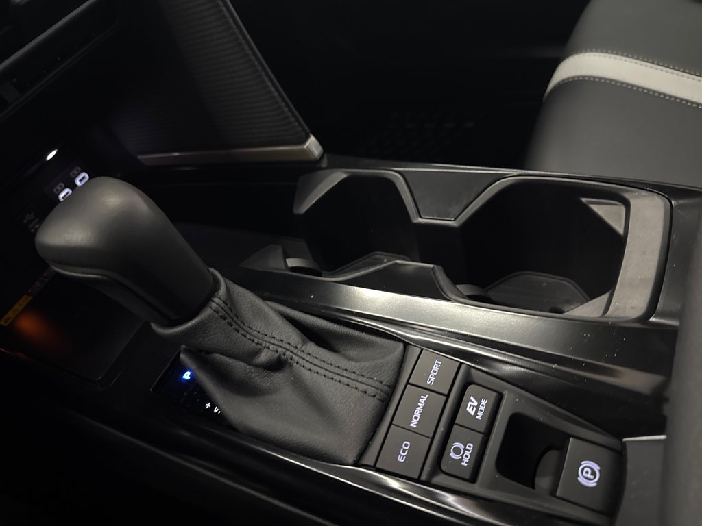 2025 Toyota Camry SE in Saint-Jean-Sur-Richelieu, Quebec - 20 - w1024h768px