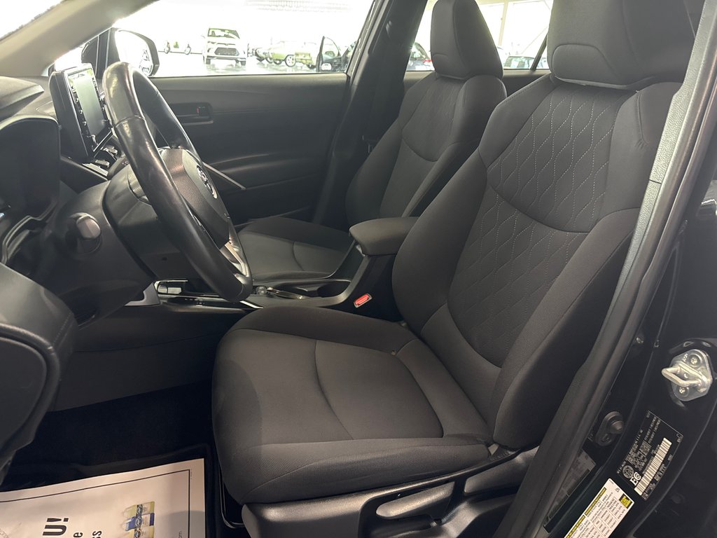 Toyota COROLLA CROSS LE 2022 à Saint-Jean-Sur-Richelieu, Québec - 7 - w1024h768px