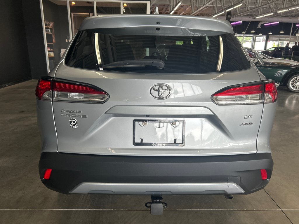 2023 Toyota Corolla Cross LE in Saint-Jean-Sur-Richelieu, Quebec - 6 - w1024h768px
