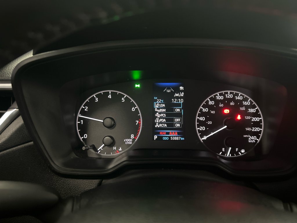 2023 Toyota Corolla Cross LE in Saint-Jean-Sur-Richelieu, Quebec - 11 - w1024h768px