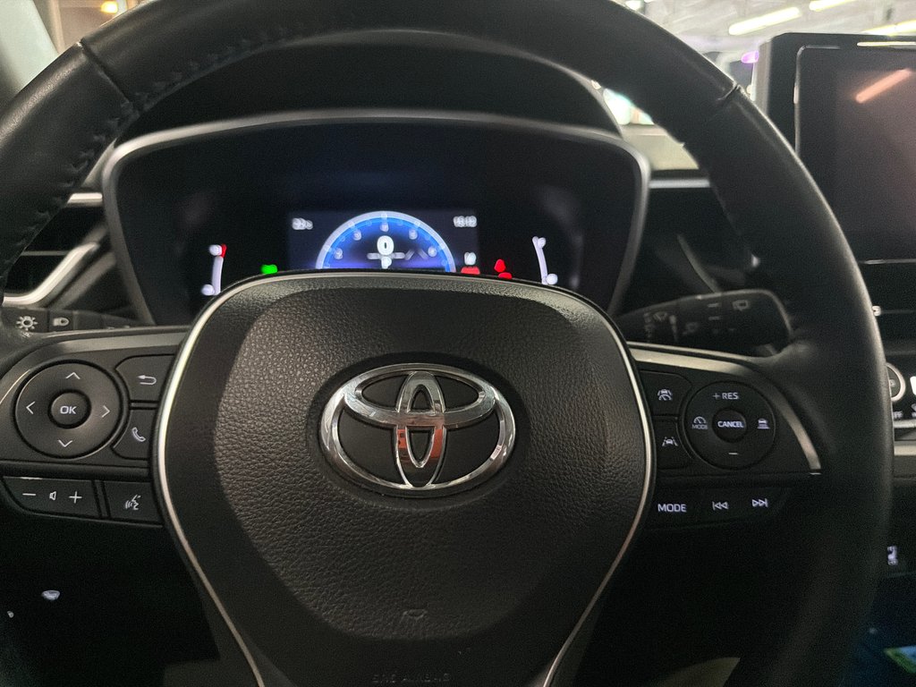 Toyota Corolla Cross XLE 2023 à Saint-Jean-Sur-Richelieu, Québec - 15 - w1024h768px