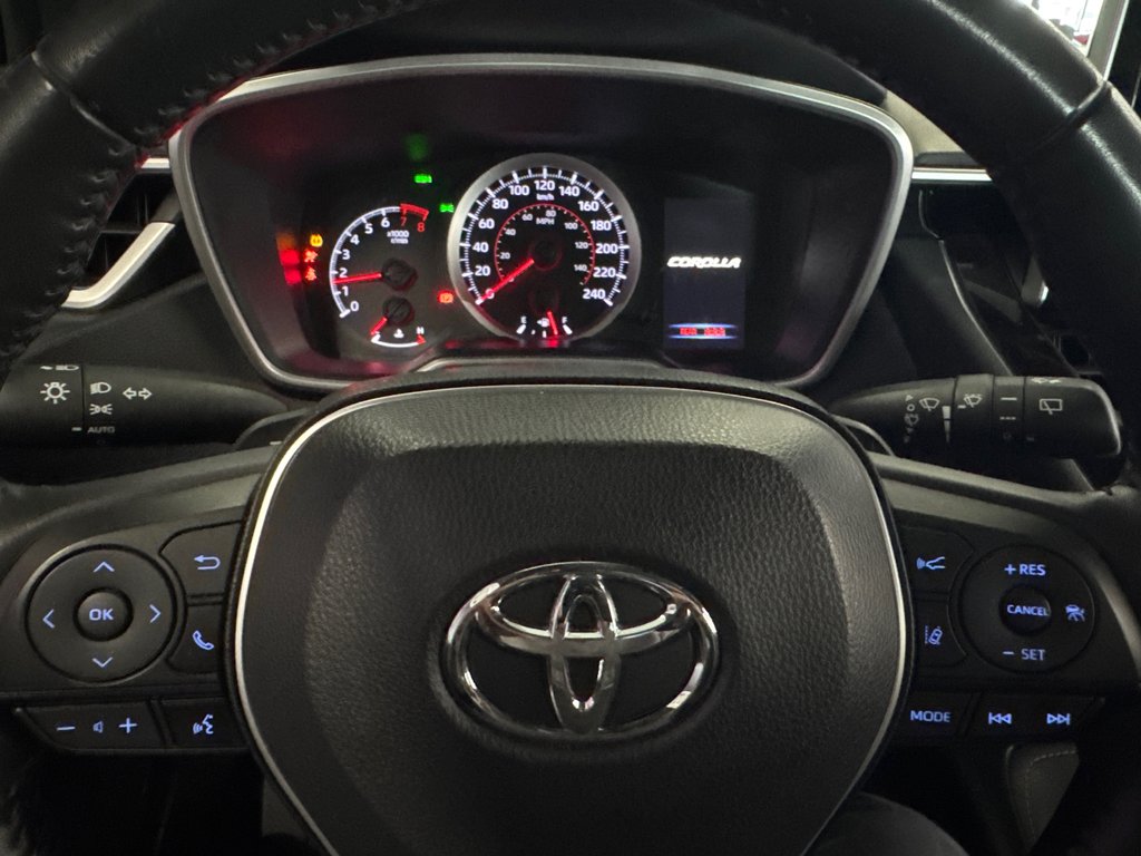 2019 Toyota Corolla Hatchback SE GROUPE AMÉLIORÉ in Saint-Jean-Sur-Richelieu, Quebec - 12 - w1024h768px