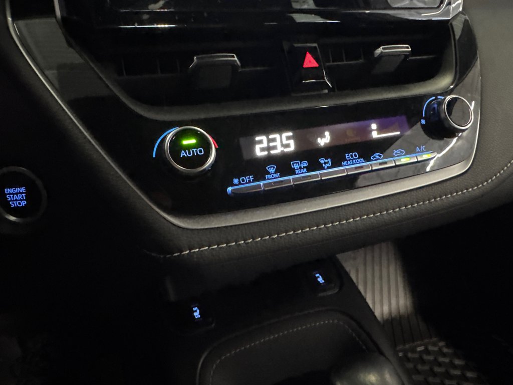 Toyota Corolla Hatchback SE 2021 à Saint-Jean-Sur-Richelieu, Québec - 17 - w1024h768px
