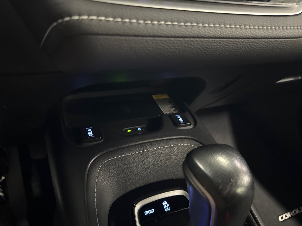 2021 Toyota Corolla Hatchback SE in Saint-Jean-Sur-Richelieu, Quebec - 19 - w1024h768px