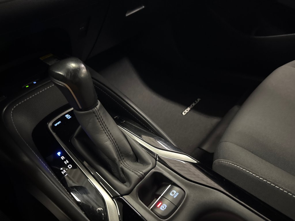 2021 Toyota Corolla Hatchback SE in Saint-Jean-Sur-Richelieu, Quebec - 20 - w1024h768px