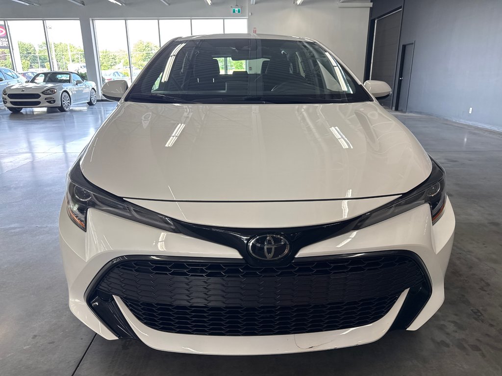 2022 Toyota Corolla Hatchback SE in Saint-Jean-Sur-Richelieu, Quebec - 3 - w1024h768px
