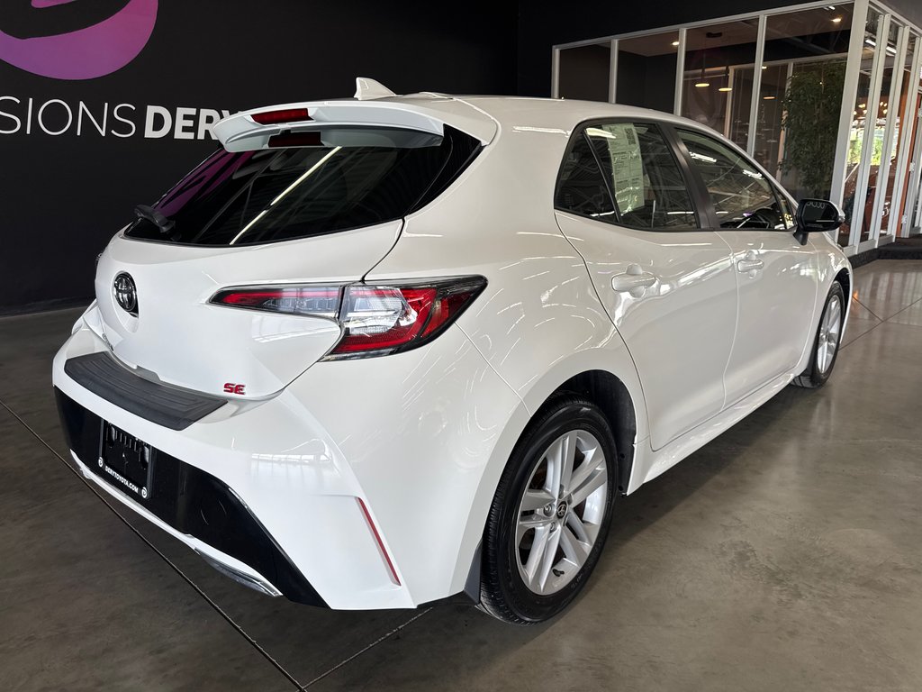 2022 Toyota Corolla Hatchback SE in Saint-Jean-Sur-Richelieu, Quebec - 4 - w1024h768px
