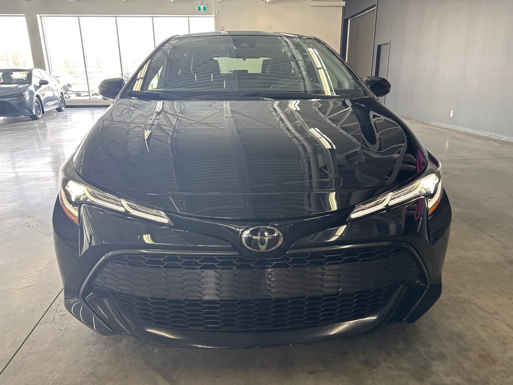 2022 Toyota Corolla Hatchback SE in Saint-Jean-Sur-Richelieu, Quebec - 3 - w1024h768px