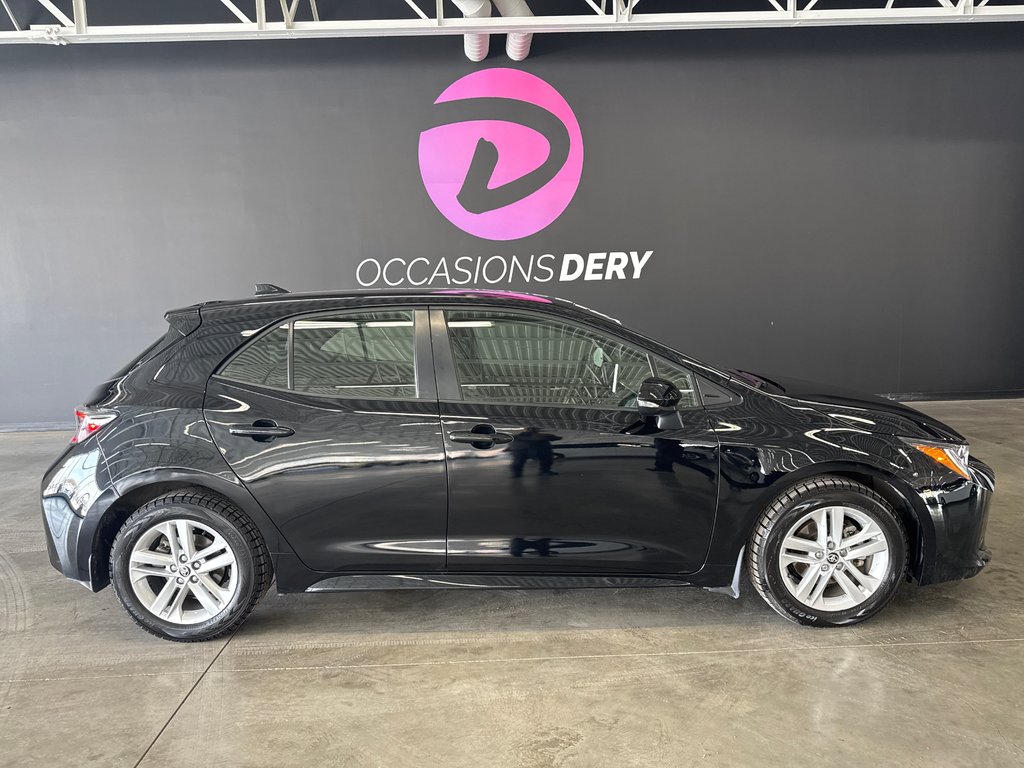 2022 Toyota Corolla Hatchback SE in Saint-Jean-Sur-Richelieu, Quebec - 1 - w1024h768px