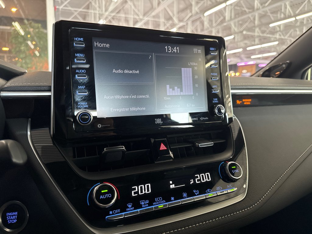 2022 Toyota Corolla Hatchback XSE in Saint-Jean-Sur-Richelieu, Quebec - 17 - w1024h768px