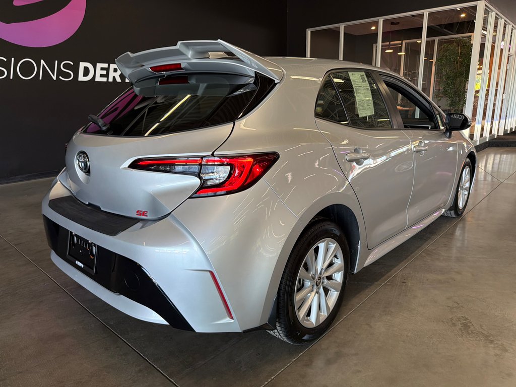 2023 Toyota Corolla Hatchback SE in Saint-Jean-Sur-Richelieu, Quebec - 4 - w1024h768px