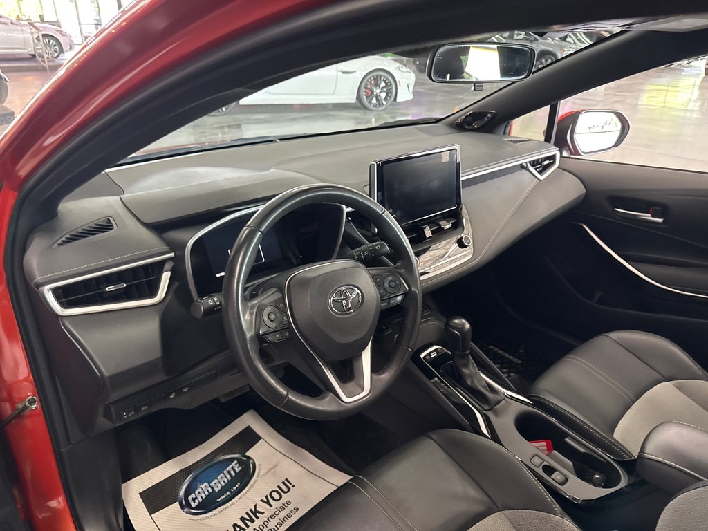 2024 Toyota Corolla Hatchback XSE in Saint-Jean-Sur-Richelieu, Quebec - 10 - w1024h768px