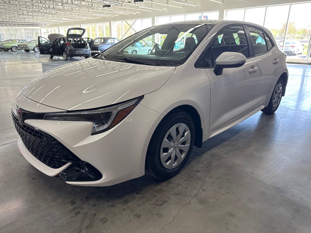 Toyota Corolla Hatchback SE 2025 à Saint-Jean-Sur-Richelieu, Québec - 8 - w1024h768px