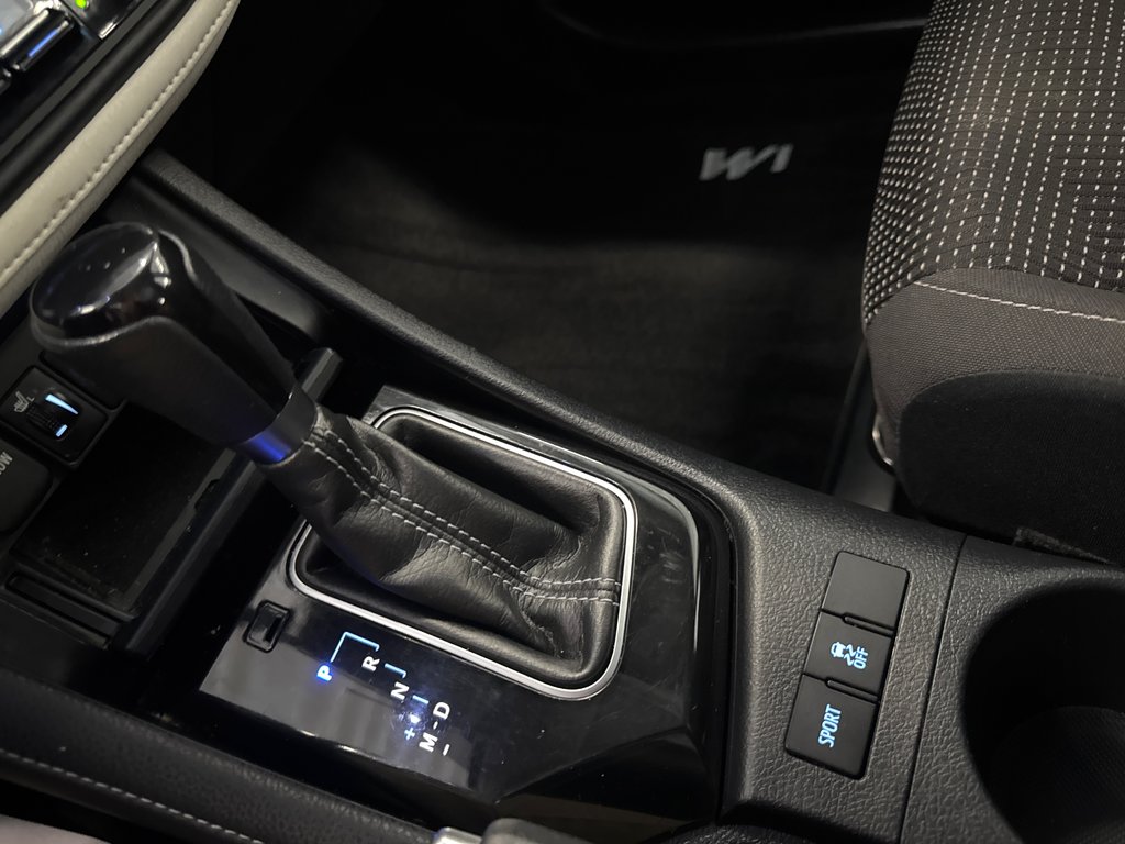 2017 Toyota Corolla iM in Saint-Jean-Sur-Richelieu, Quebec - 18 - w1024h768px