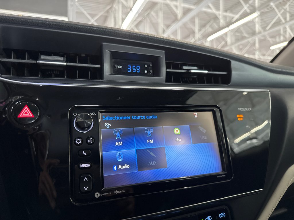 2017 Toyota Corolla iM in Saint-Jean-Sur-Richelieu, Quebec - 15 - w1024h768px