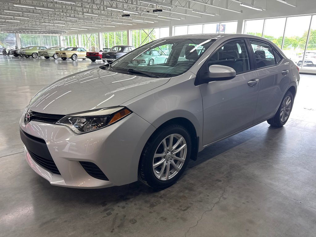 2014 Toyota Corolla LE in Saint-Jean-Sur-Richelieu, Quebec - 7 - w1024h768px