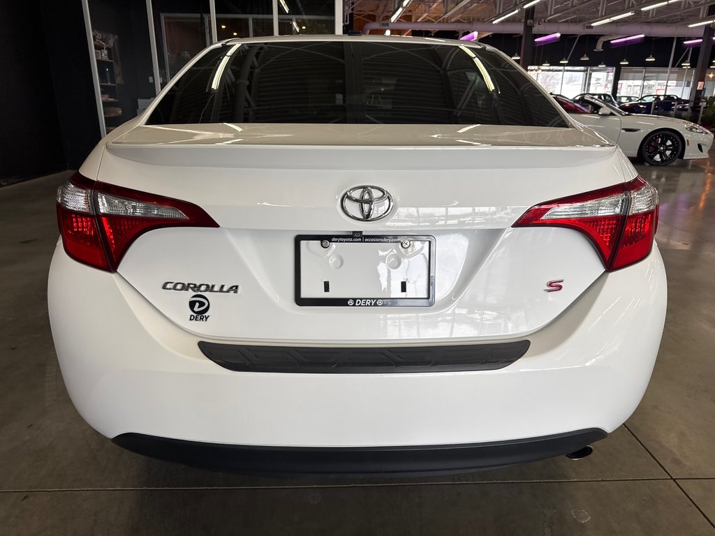 2015 Toyota Corolla S in Saint-Jean-Sur-Richelieu, Quebec - 7 - w1024h768px