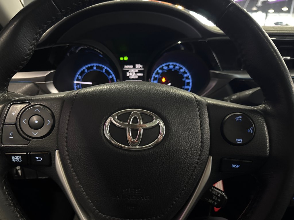 2015 Toyota Corolla S in Saint-Jean-Sur-Richelieu, Quebec - 12 - w1024h768px