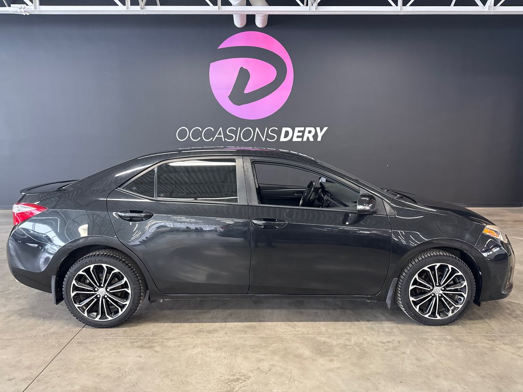 2015 Toyota Corolla S in Saint-Jean-Sur-Richelieu, Quebec - 1 - w1024h768px