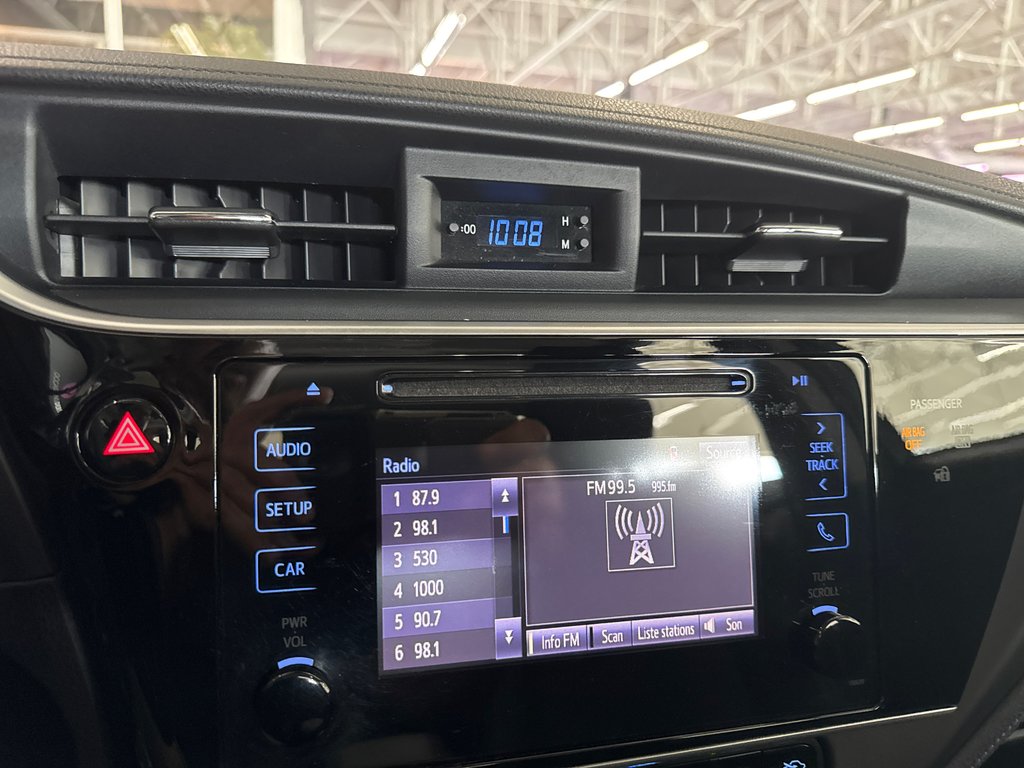 Toyota Corolla SE 2017 à Saint-Jean-Sur-Richelieu, Québec - 15 - w1024h768px