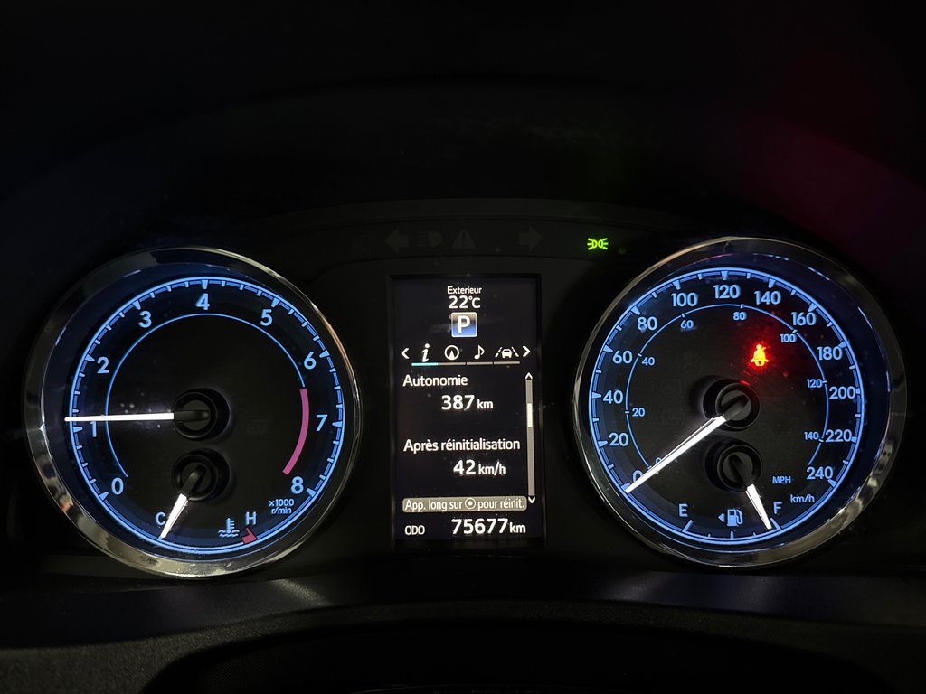 2018 Toyota Corolla XSE in Saint-Jean-Sur-Richelieu, Quebec - 24 - w1024h768px