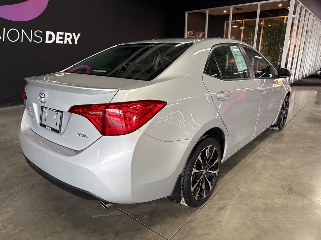 2018 Toyota Corolla XSE in Saint-Jean-Sur-Richelieu, Quebec - 12 - w1024h768px