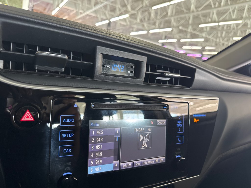 2019 Toyota Corolla LE in Saint-Jean-Sur-Richelieu, Quebec - 16 - w1024h768px