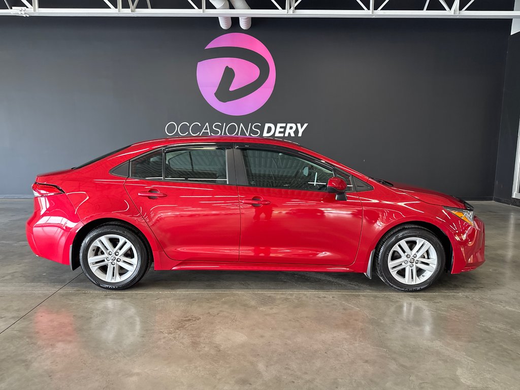 2020 Toyota Corolla LE in Saint-Jean-Sur-Richelieu, Quebec - 1 - w1024h768px