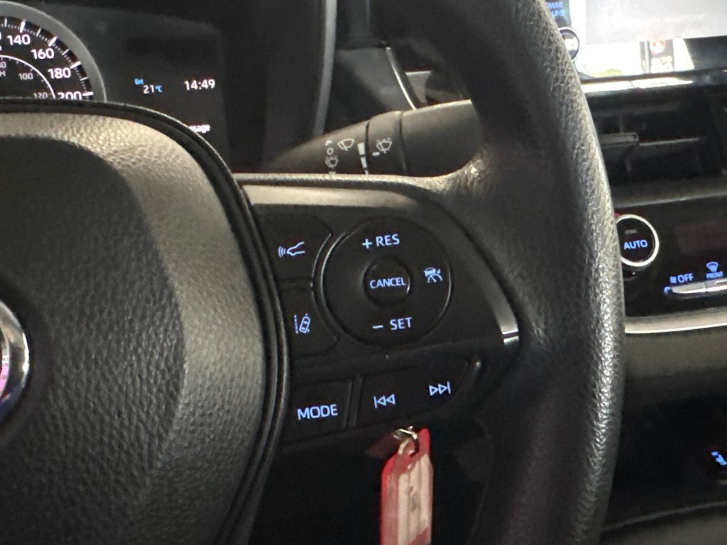 Toyota Corolla LE 2020 à Saint-Jean-Sur-Richelieu, Québec - 24 - w1024h768px