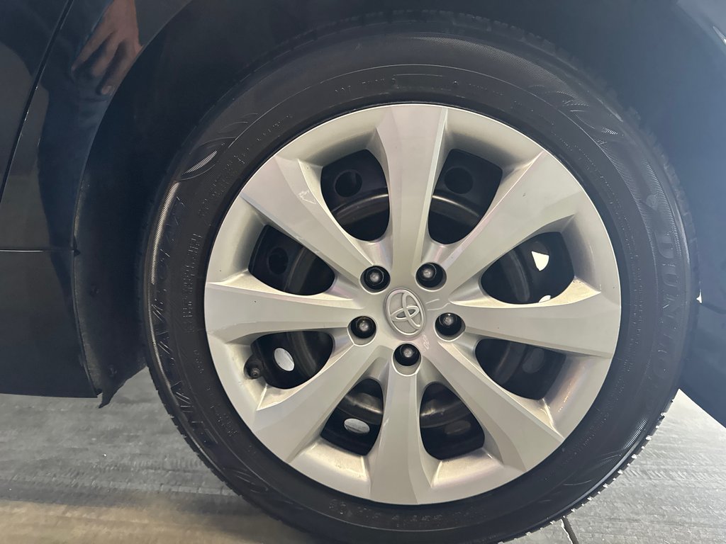 Toyota Corolla LE 2020 à Saint-Jean-Sur-Richelieu, Québec - 12 - w1024h768px