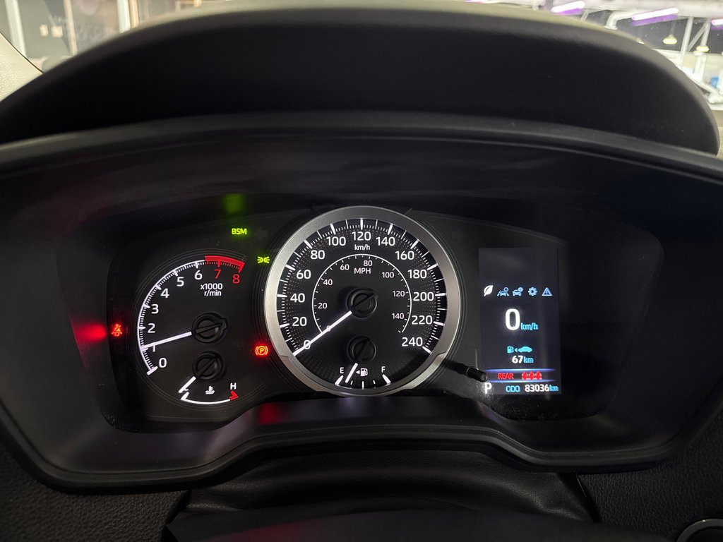 2021 Toyota Corolla LE in Saint-Jean-Sur-Richelieu, Quebec - 20 - w1024h768px