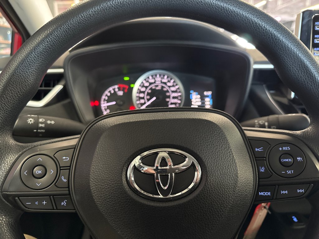 Toyota Corolla LE 2021 à Saint-Jean-Sur-Richelieu, Québec - 14 - w1024h768px