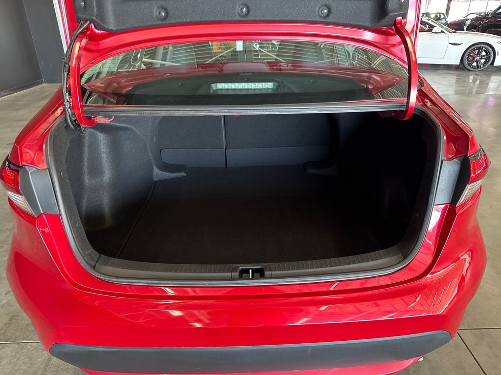 Toyota Corolla LE 2021 à Saint-Jean-Sur-Richelieu, Québec - 7 - w1024h768px