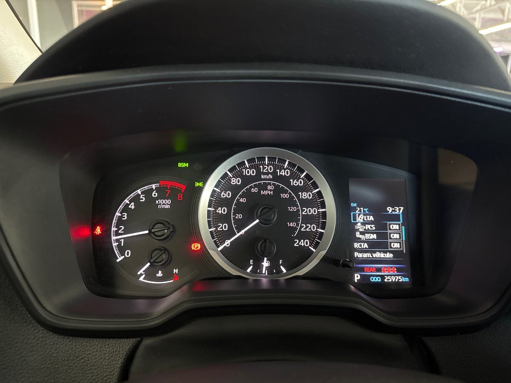 Toyota Corolla LE 2021 à Saint-Jean-Sur-Richelieu, Québec - 15 - w1024h768px