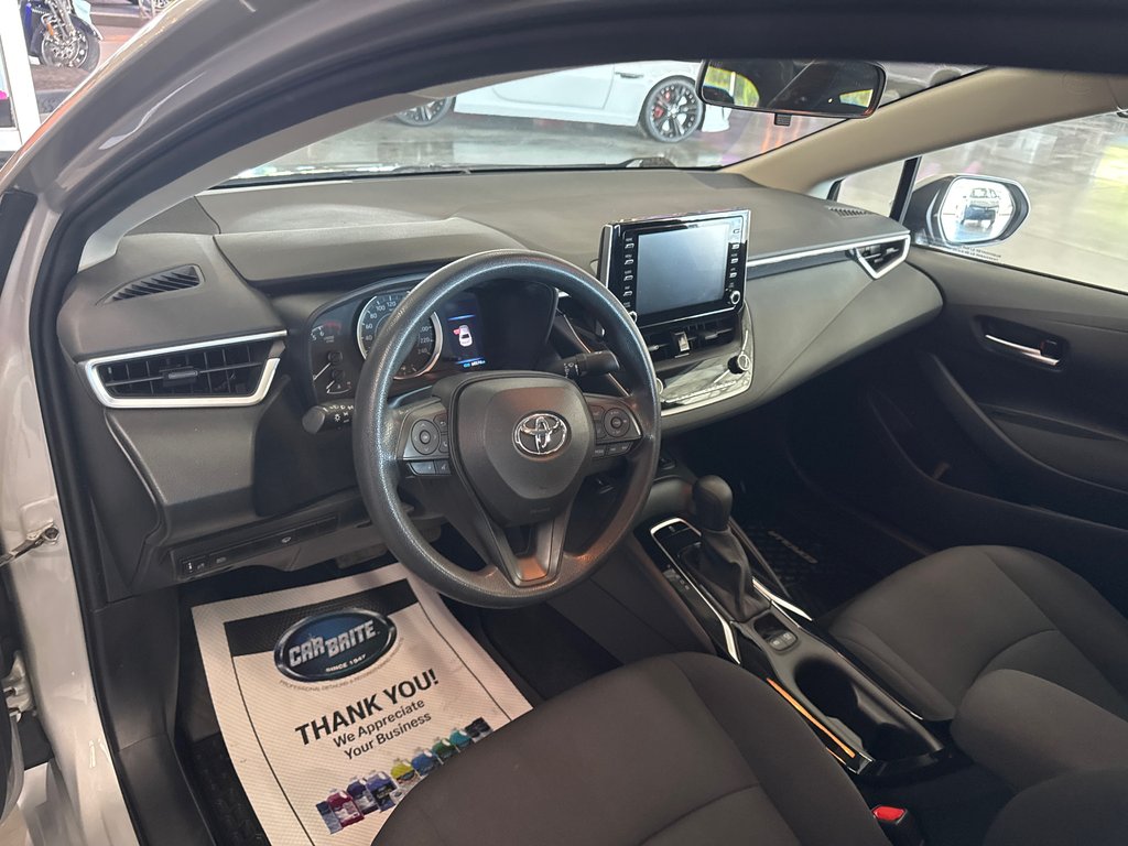 Toyota Corolla LE 2021 à Saint-Jean-Sur-Richelieu, Québec - 10 - w1024h768px