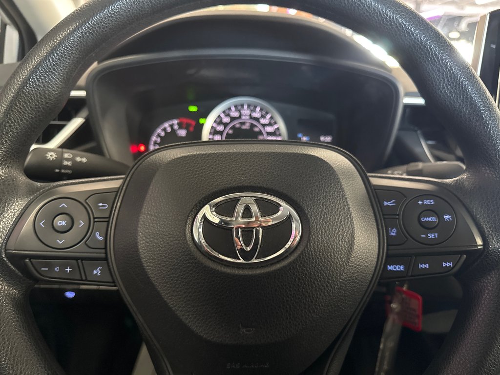 Toyota Corolla LE 2021 à Saint-Jean-Sur-Richelieu, Québec - 14 - w1024h768px
