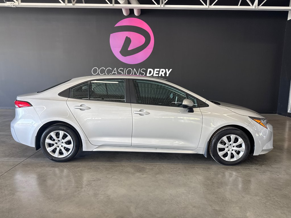 Toyota Corolla LE 2021 à Saint-Jean-Sur-Richelieu, Québec - 1 - w1024h768px