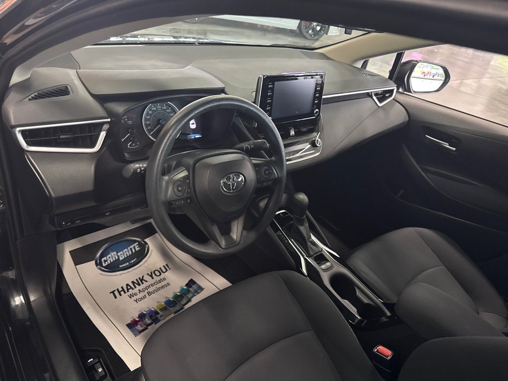 2021 Toyota Corolla LE in Saint-Jean-Sur-Richelieu, Quebec - 9 - w1024h768px