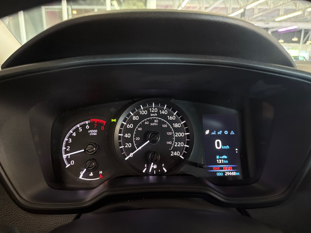 2021 Toyota Corolla L in Saint-Jean-Sur-Richelieu, Quebec - 12 - w1024h768px