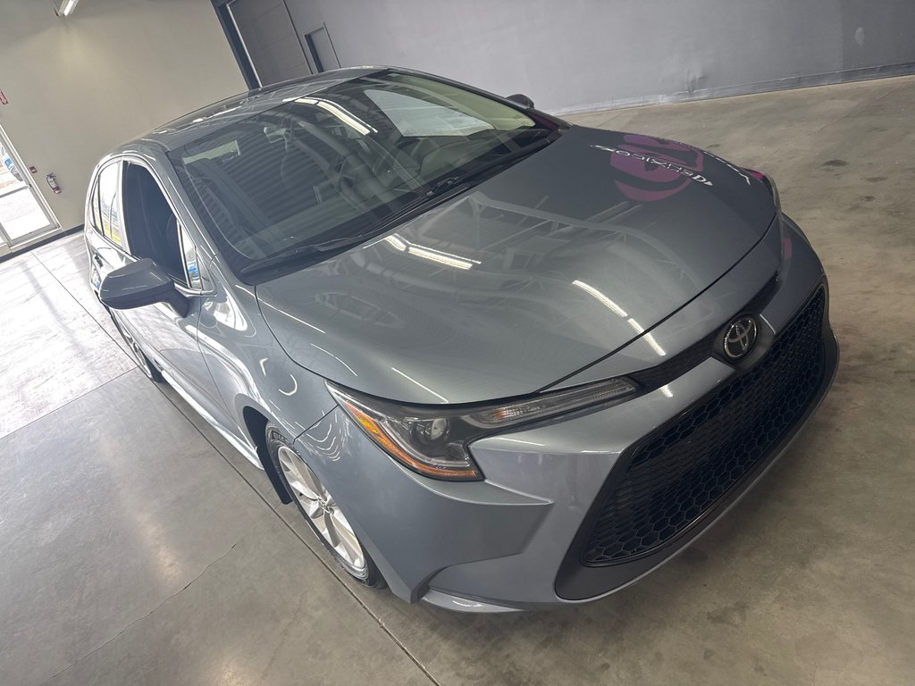 2022 Toyota Corolla LE in Saint-Jean-Sur-Richelieu, Quebec - 2 - w1024h768px