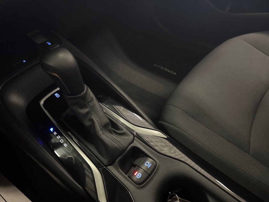 2022 Toyota Corolla LE in Saint-Jean-Sur-Richelieu, Quebec - 20 - w1024h768px
