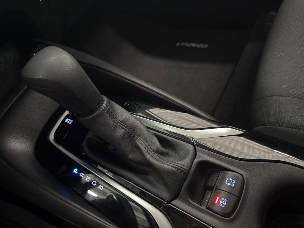2022 Toyota Corolla LE in Saint-Jean-Sur-Richelieu, Quebec - 16 - w1024h768px