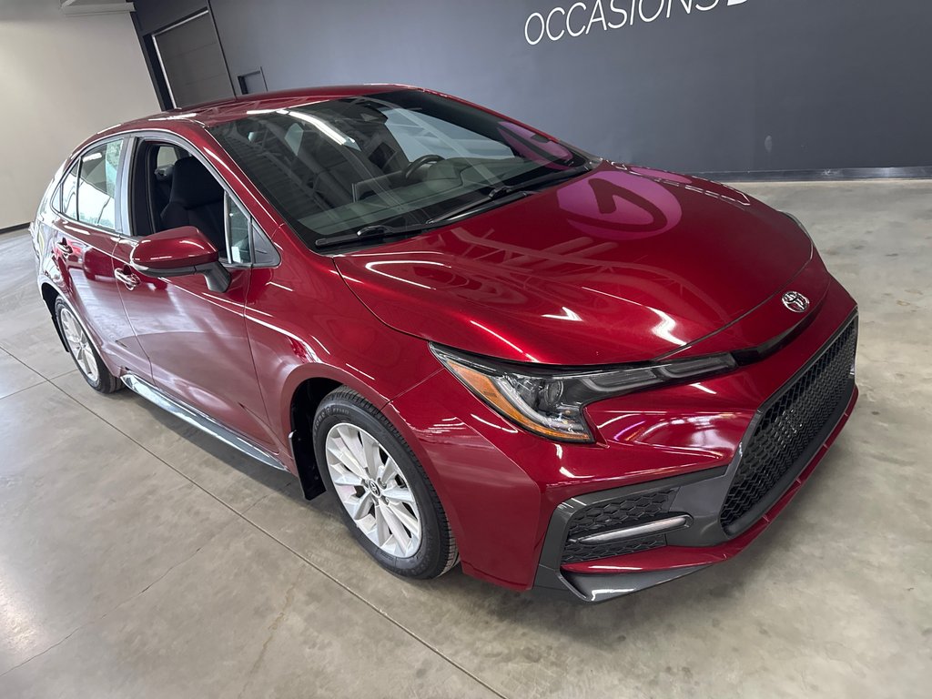 2022 Toyota Corolla SE in Saint-Jean-Sur-Richelieu, Quebec - 2 - w1024h768px
